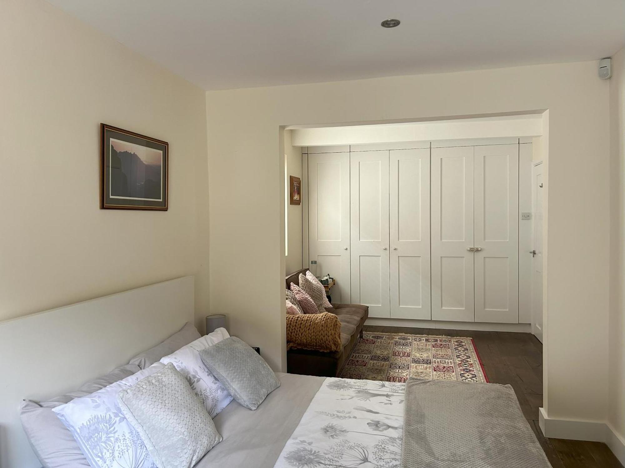 Sanctuary By The Sea With Large Room Including Lounge, Bathroom, Direct Garden Access & Free Parking Brighton Bagian luar foto